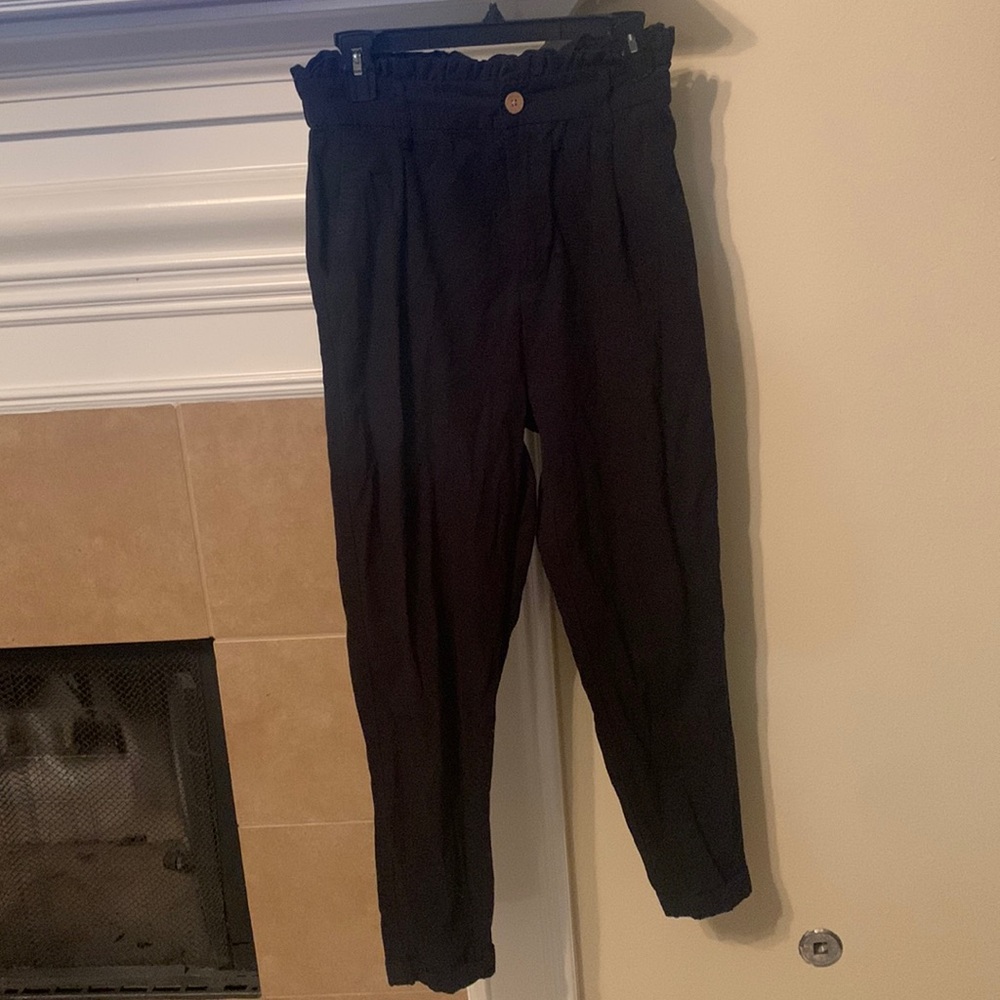 CUTE BLACK PANTS WITH ELASTIC AROUND WAIST